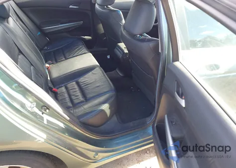 2008 Honda Accord 2.4 Ex-L from USA, damaged, VIN 1HGCP26818A035557